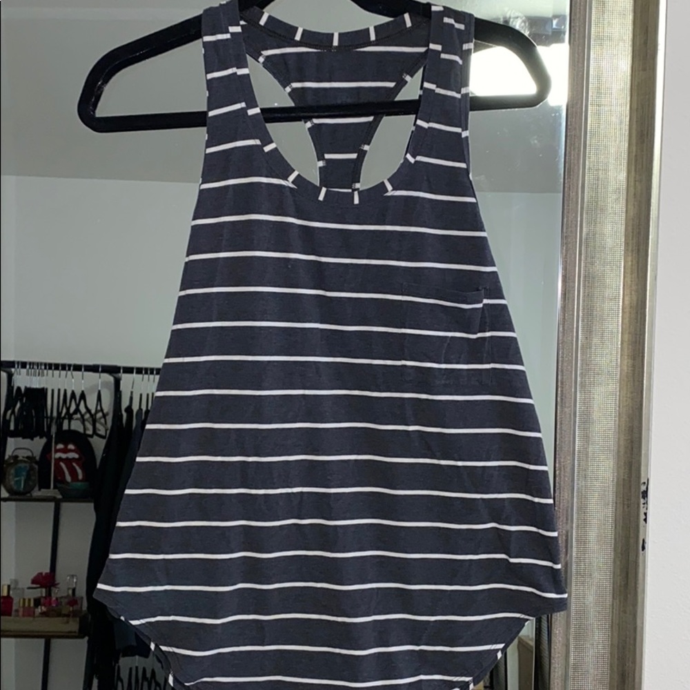Lululemon tank top